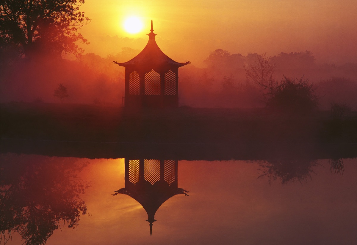 Japanese Pagoda Dawn. Private Garden Gloucestershire Gb